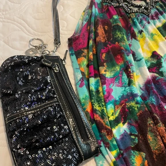 Lightly Used Lane Bryant Top ‼️❤️💕❤️‼️💕 - Picture 8 of 8